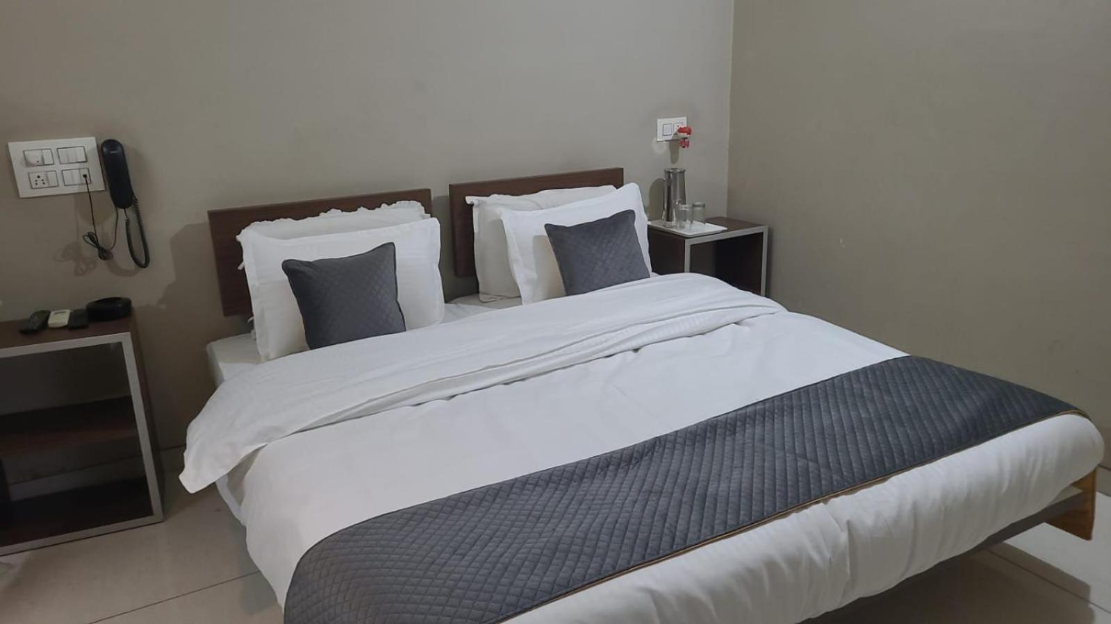 Hotel Indrani Chittorgarh 외부 사진