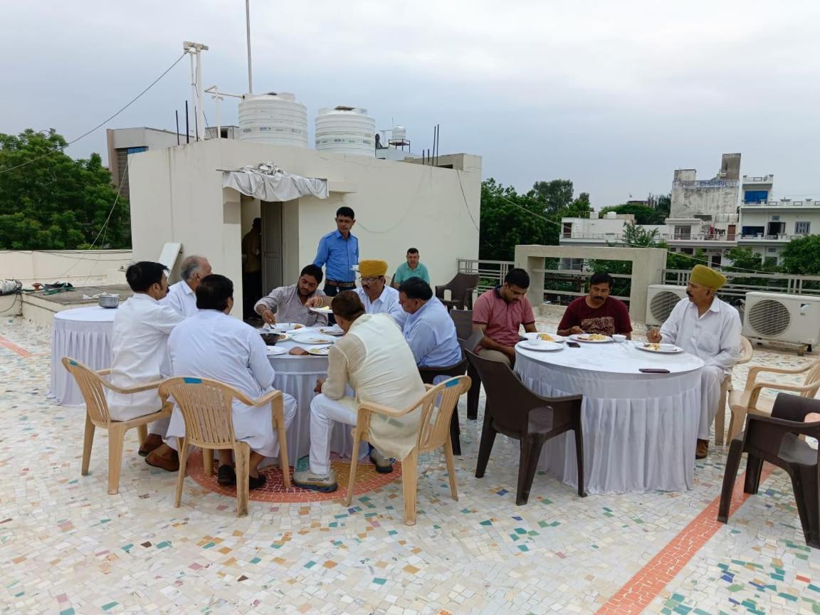 Hotel Indrani Chittorgarh 외부 사진